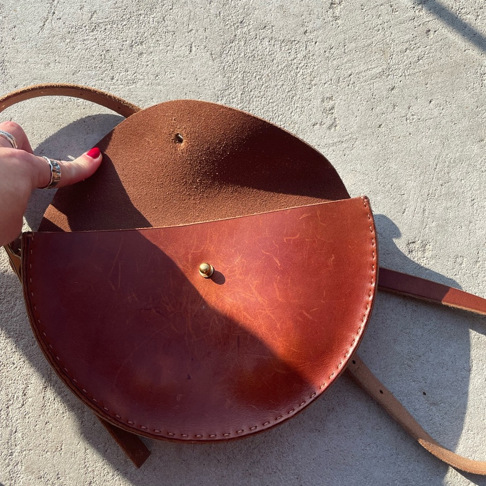 Tree Fairfax extended half moon belt bag - Picture 2 of 5